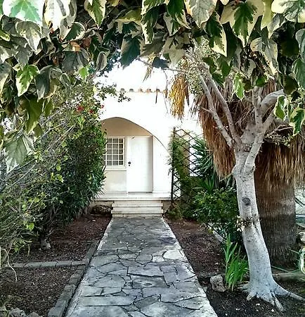 Сasa de vacaciones The Little House